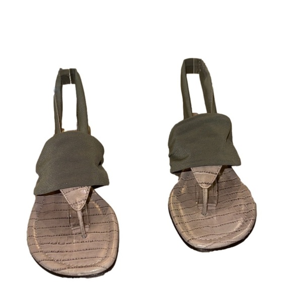 Donald J Pliner Dasan olive Wedge Slide Thong Sandals Women’s shoes size 7.5 - Picture 2 of 5